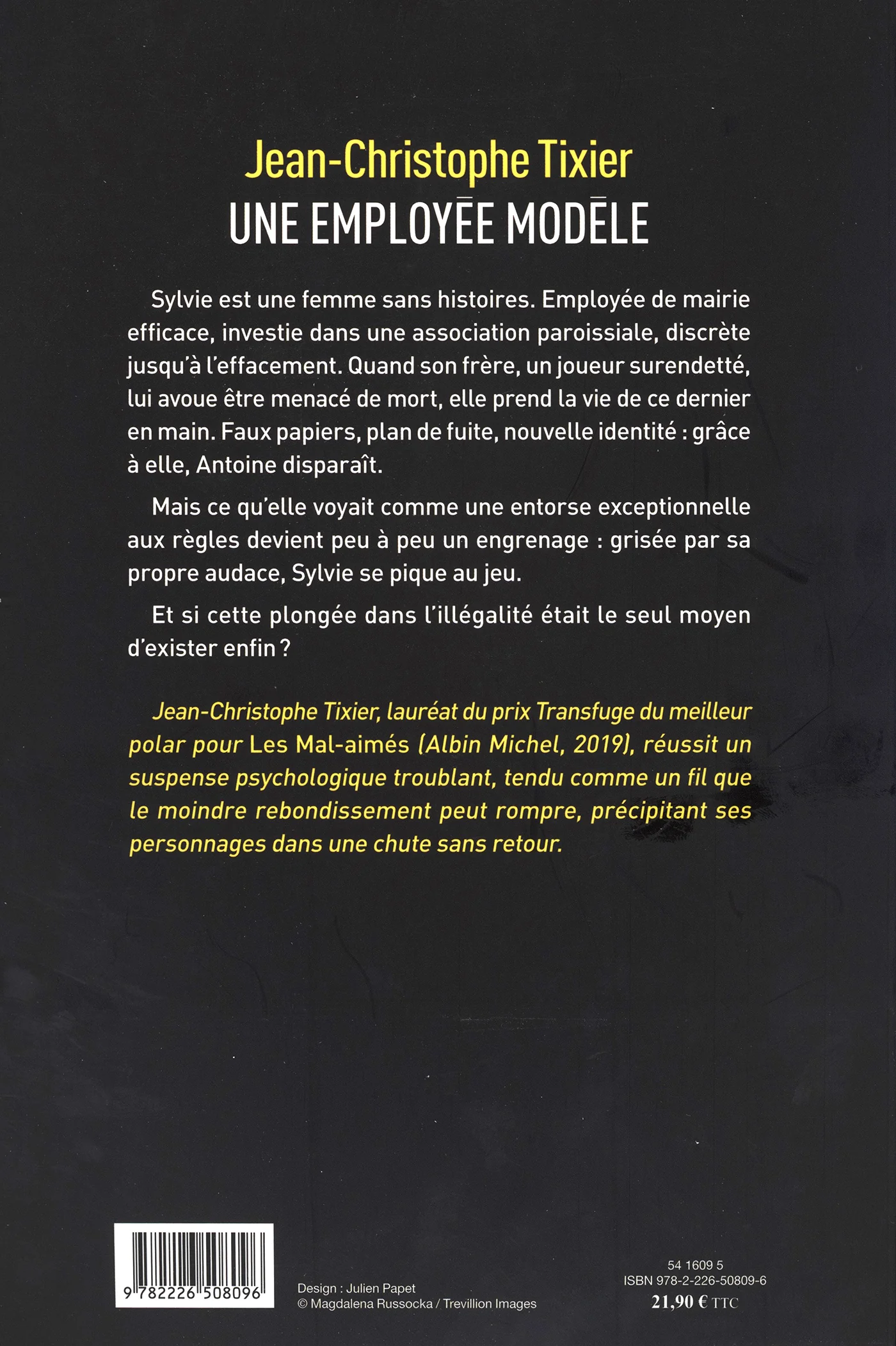 Une employée modèle - Image 2